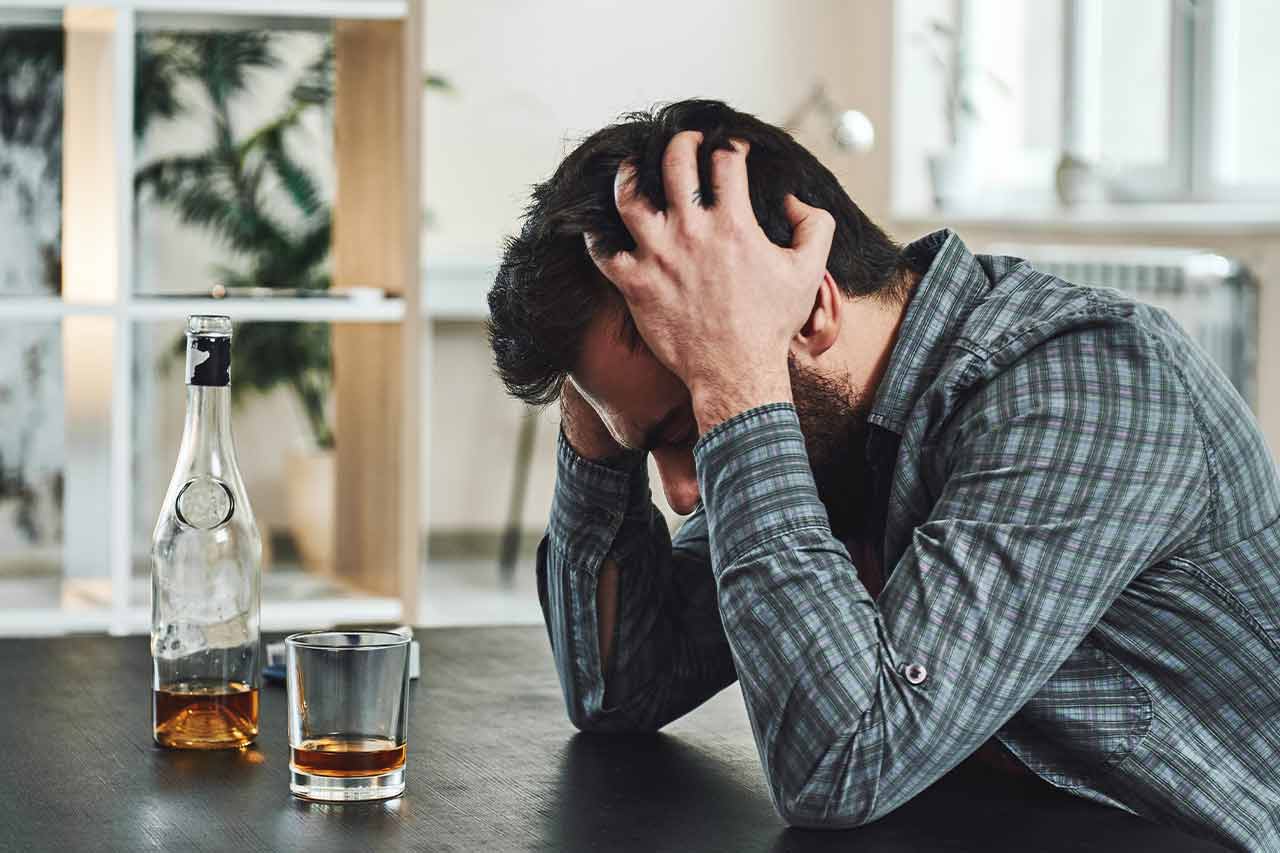 how-do-you-know-if-you-are-an-alcoholic-first-signs-of-alcoholism