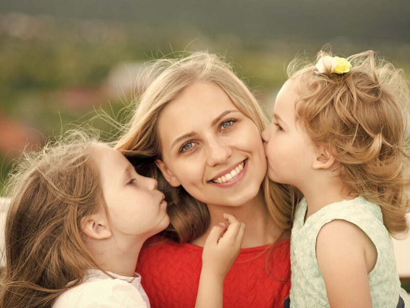 mother with daughters